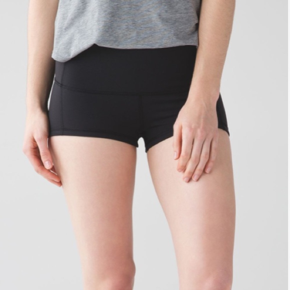 Lululemon Booty Shorts || 2”
